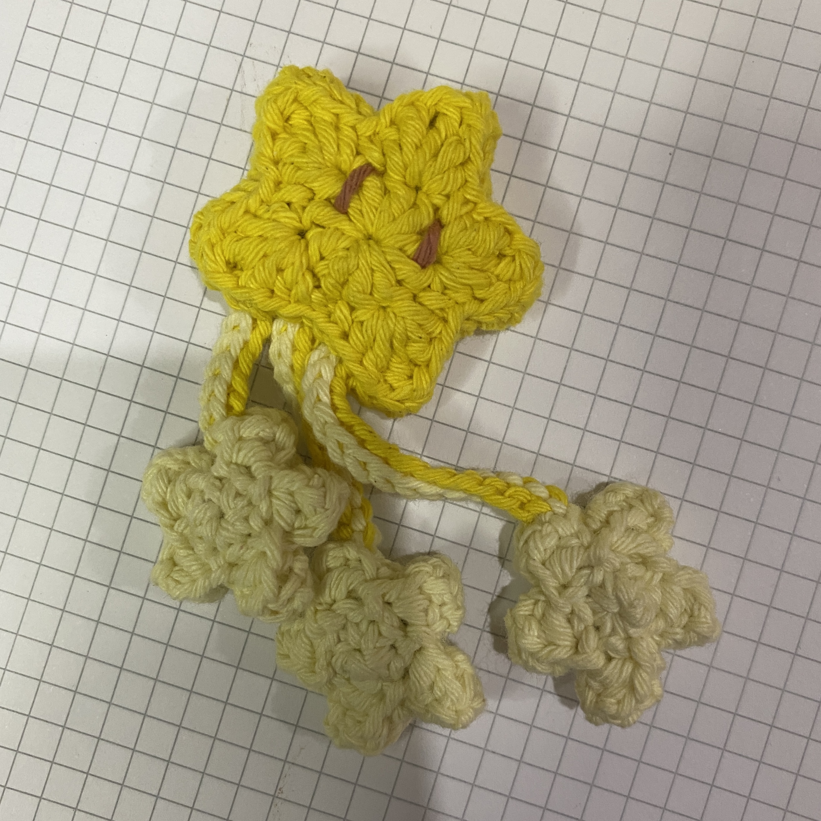 imagen de una estrella a crochet